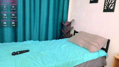 VelvaSimoniello webcam model stream image