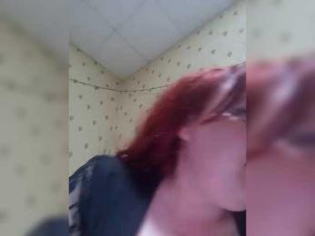 MiaLovely webcam model stream image