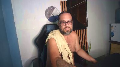 bearvzlat webcam cam4 model stream image