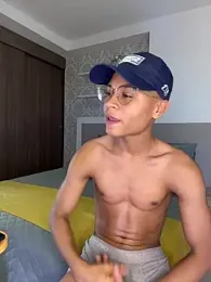 Bigdariza webcam stripchat model stream image