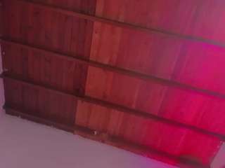 swt-skinny webcam camsoda model stream image