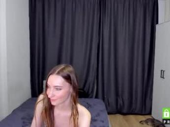 luminaya webcam model stream image