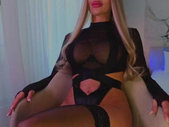 Naoomi webcam model stream image