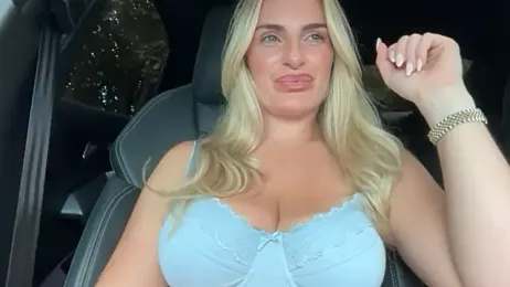 BIGTITBLONDEUK webcam stripchat model stream image