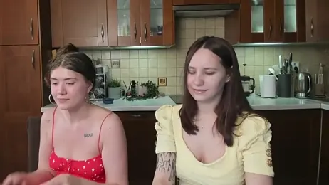 HotCaramellsTV webcam model stream image
