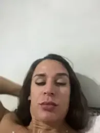 Isabelaa_ webcam model stream image
