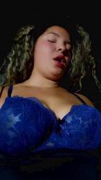 Queendirty_piss webcam model stream image