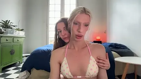 AliceSnowCatt webcam model stream image