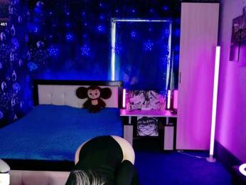 NaomiHita webcam model stream image