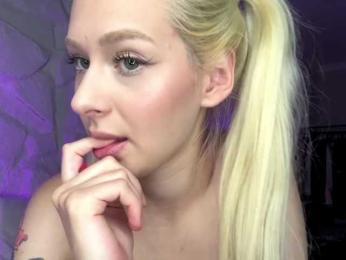 leilaelli webcam model stream image
