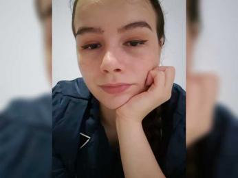 Lona-S webcam model stream image