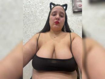 Alisaay webcam bongacams model stream image