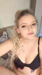 AkeiaH webcam model stream image