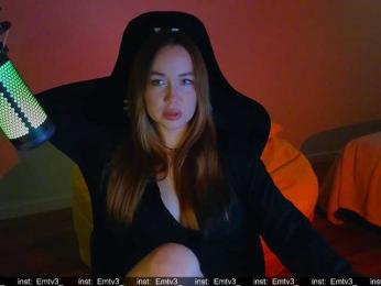 Emili1- webcam model stream image