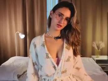 odelyncure webcam model stream image