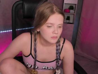 Alisa-Allison webcam model stream image