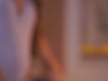 AishaBee webcam bongacams model stream image