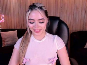 JuanitaClay webcam model stream image