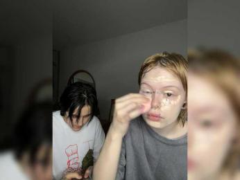 MiaAndAlicee webcam bongacams model stream image