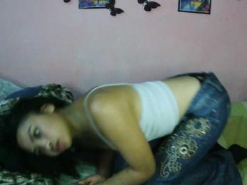 Ashlii webcam model stream image