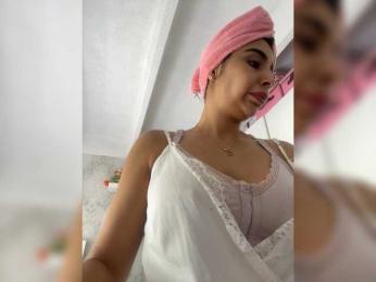 SallyeLeins webcam model stream image