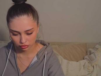 Lizarttt webcam model stream image