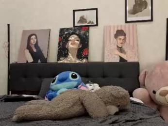 jenie_fire webcam model stream image