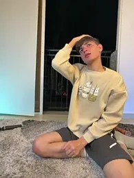 Naim_TheKing webcam stripchat model stream image