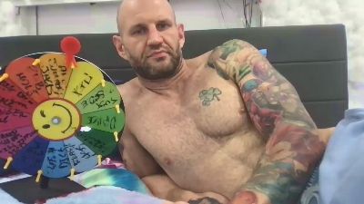BrianOmally webcam model stream image