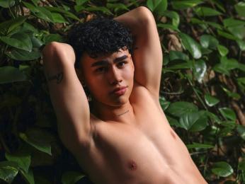 KaiiBossman webcam model stream image