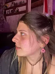 FlorBich webcam model stream image