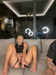 SexOnMyLvL webcam stripchat model stream image