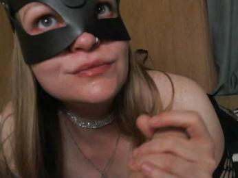 MollyLivex webcam model stream image