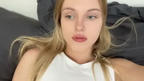 UnwedGrist webcam stripchat model stream image
