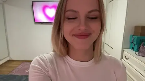 UnwedGrist webcam stripchat model stream image