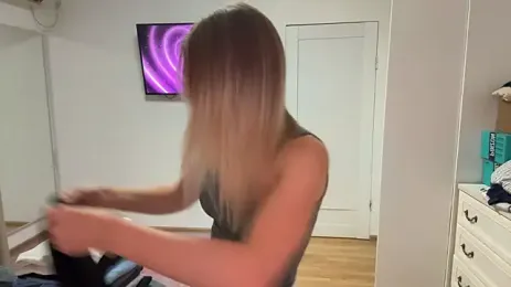 UnwedGrist webcam model stream image