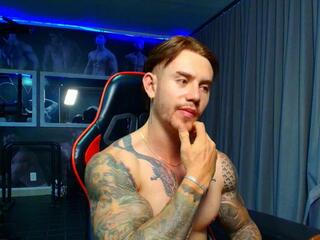 Paul Thompson webcam flirt4free model stream image