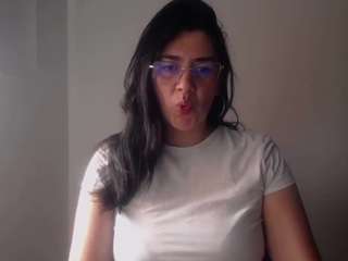 theaisart webcam camsoda model stream image