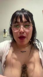 Lareyni26 webcam model stream image