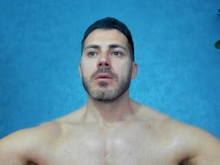 Cutler Q webcam flirt4free model stream image