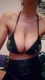 Tugerrera webcam cam4 model stream image