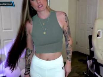 ashlyndiamond webcam chaturbate model stream image