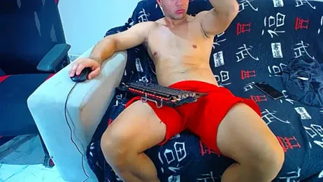 hugo_19cm webcam stripchat model stream image