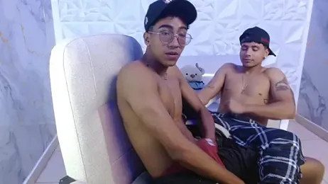 goldenjyj webcam model stream image