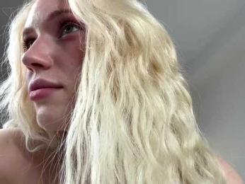 GayleneCessna webcam model stream image