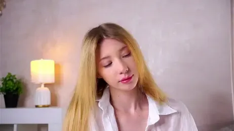 SunnivaCovil webcam model stream image
