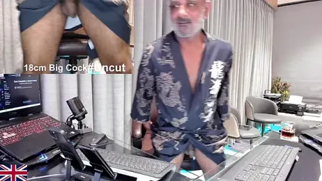 OnlineBossUK webcam model stream image