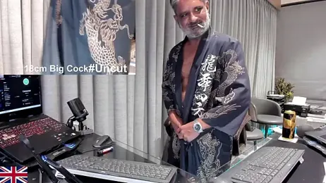 OnlineBossUK webcam model stream image