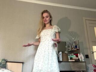 Rebbeca Chitty webcam model stream image