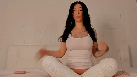 TyraKadney_ webcam model stream image
